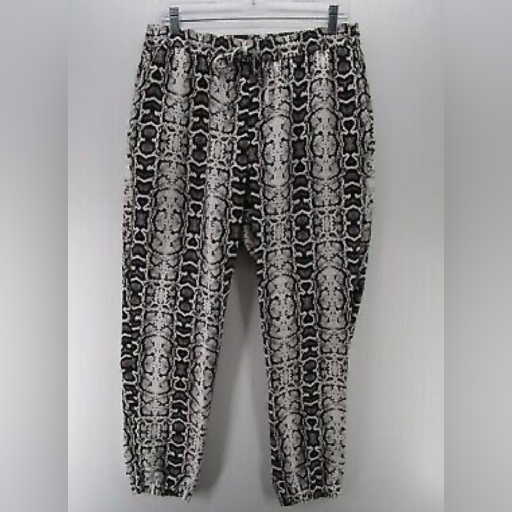 Express high rise leopard joggers